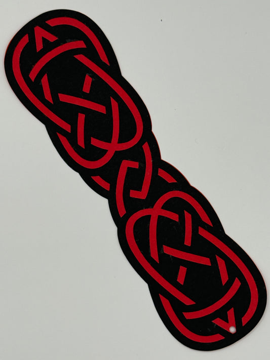 Saga Bond – Svart/rød