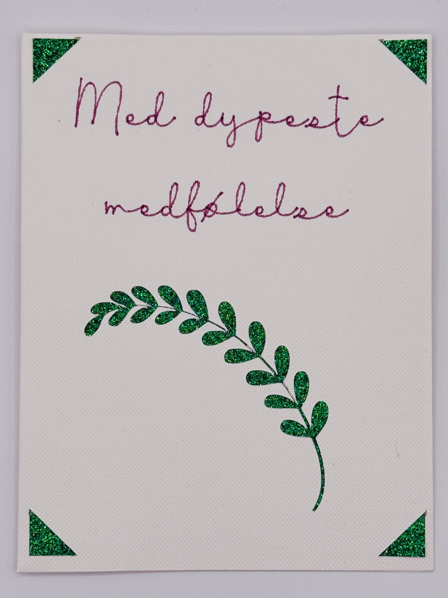 Med dypeste medfølelse – Grønn