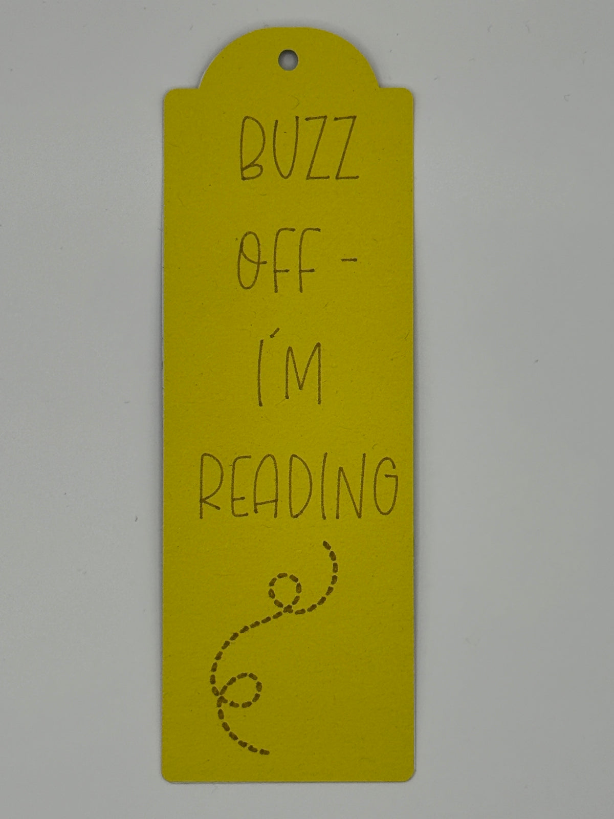 Buzz Off – I’m Reading